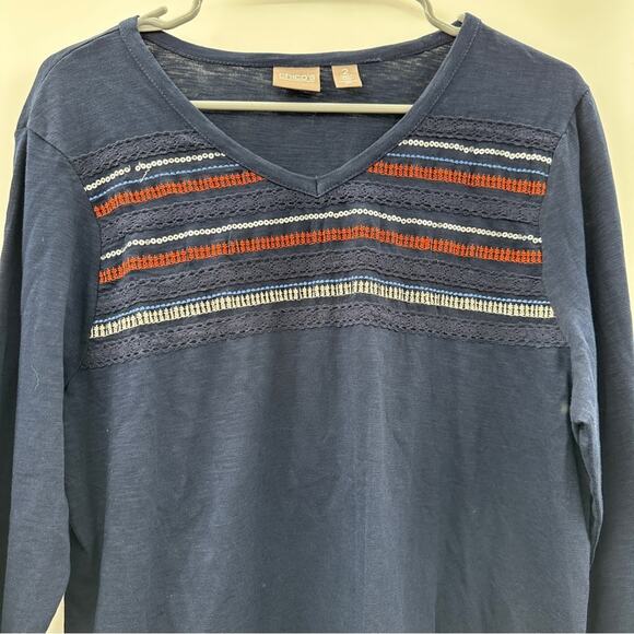 Chico's Navy Blue Red & White Lace Embroidered Sequin 3/4 Sleeve Top Size 2 (M) - Picture 2 of 10